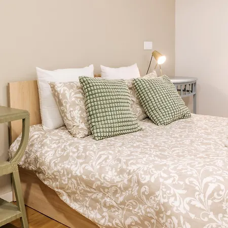 Aquilla's Alfama By Mycelia * Lisboa