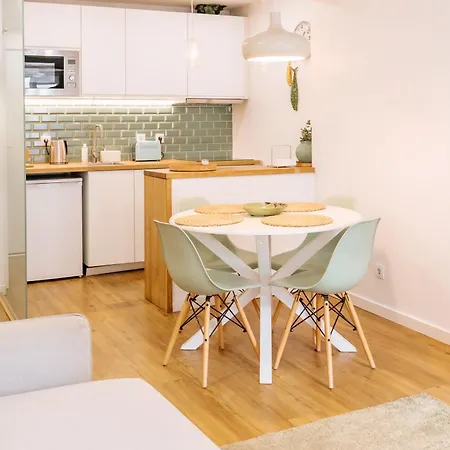 Aquilla's Alfama By Mycelia * Lisboa