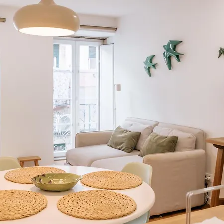 Aquilla's Alfama By Mycelia * Lisboa