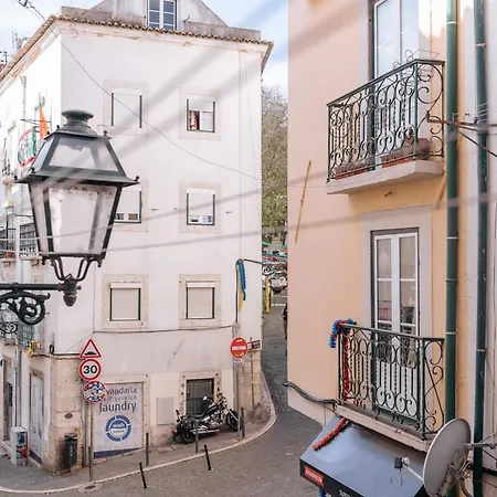 Aquilla's Alfama By Mycelia Lägenhet Lisboa
