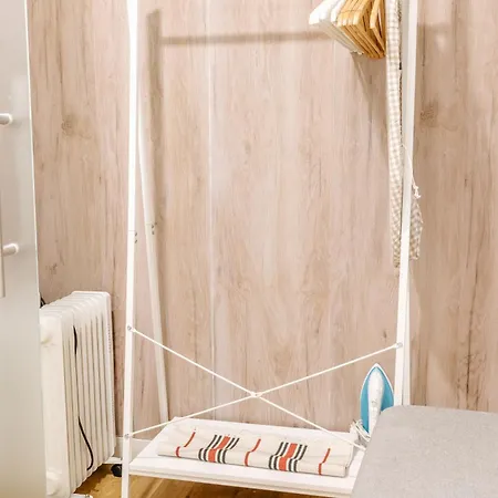 Aquilla's Alfama By Mycelia Lisboa