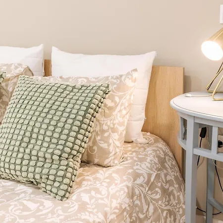 Aquilla's Alfama By Mycelia